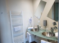 Lhotel-chartres - Salle de bain suite